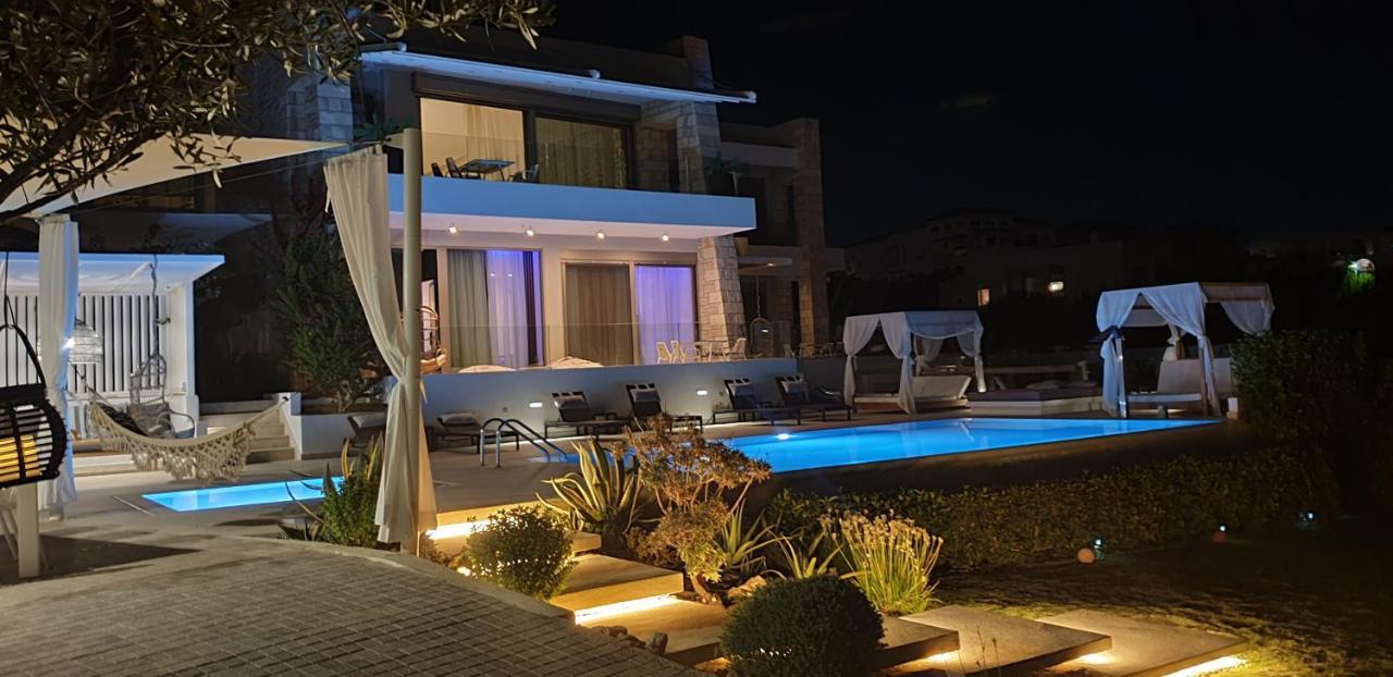 Made Of Blue Luxury Suites Collection 罗希姆诺 外观 照片