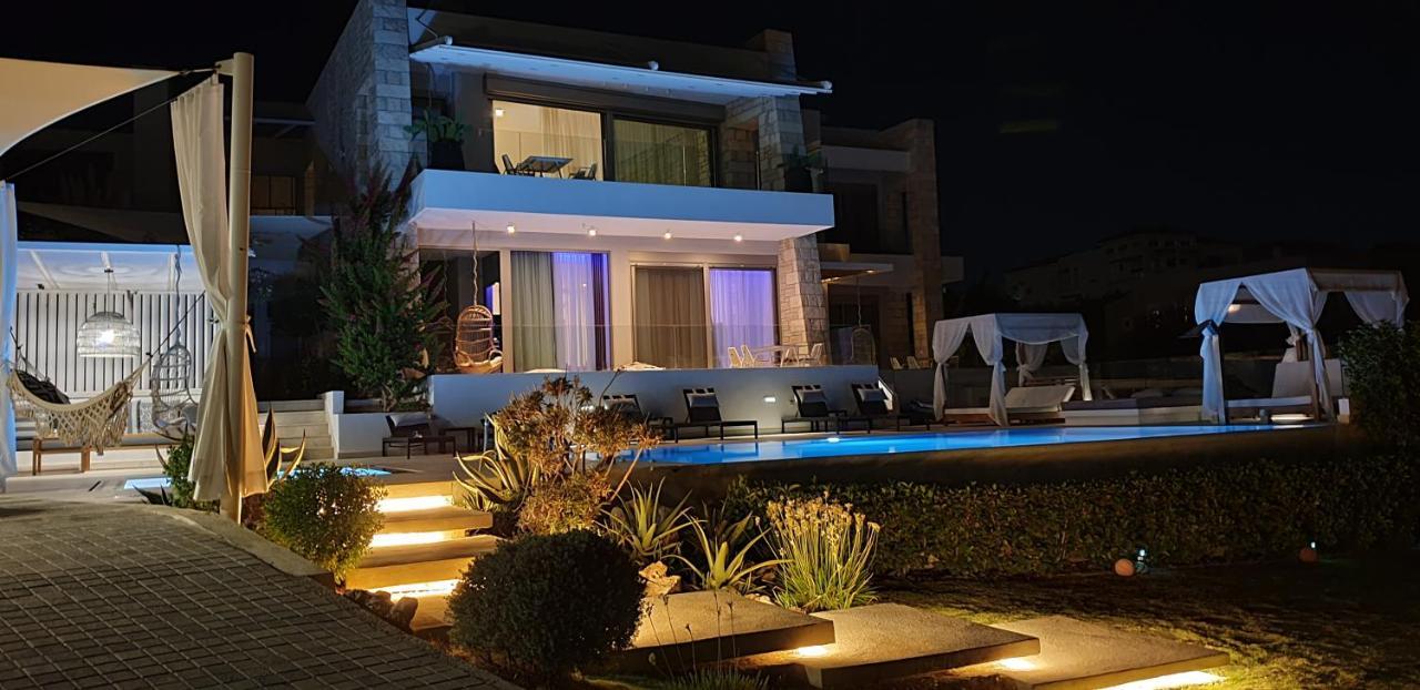 Made Of Blue Luxury Suites Collection 罗希姆诺 外观 照片